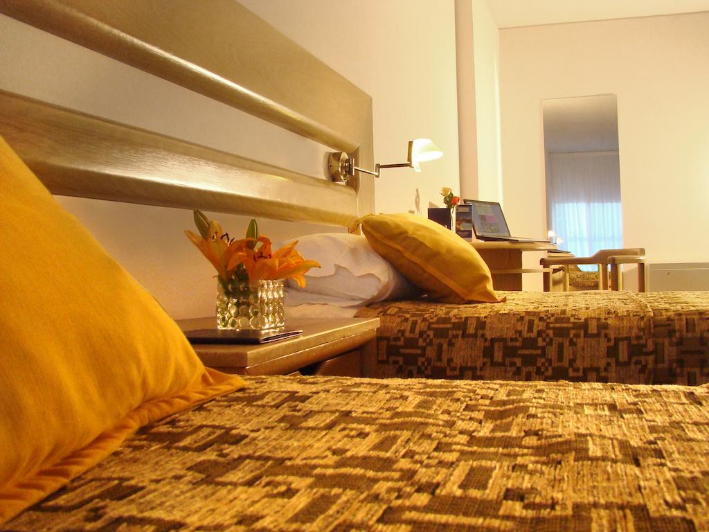 Interplaza Hotel Córdoba Exteriör bild